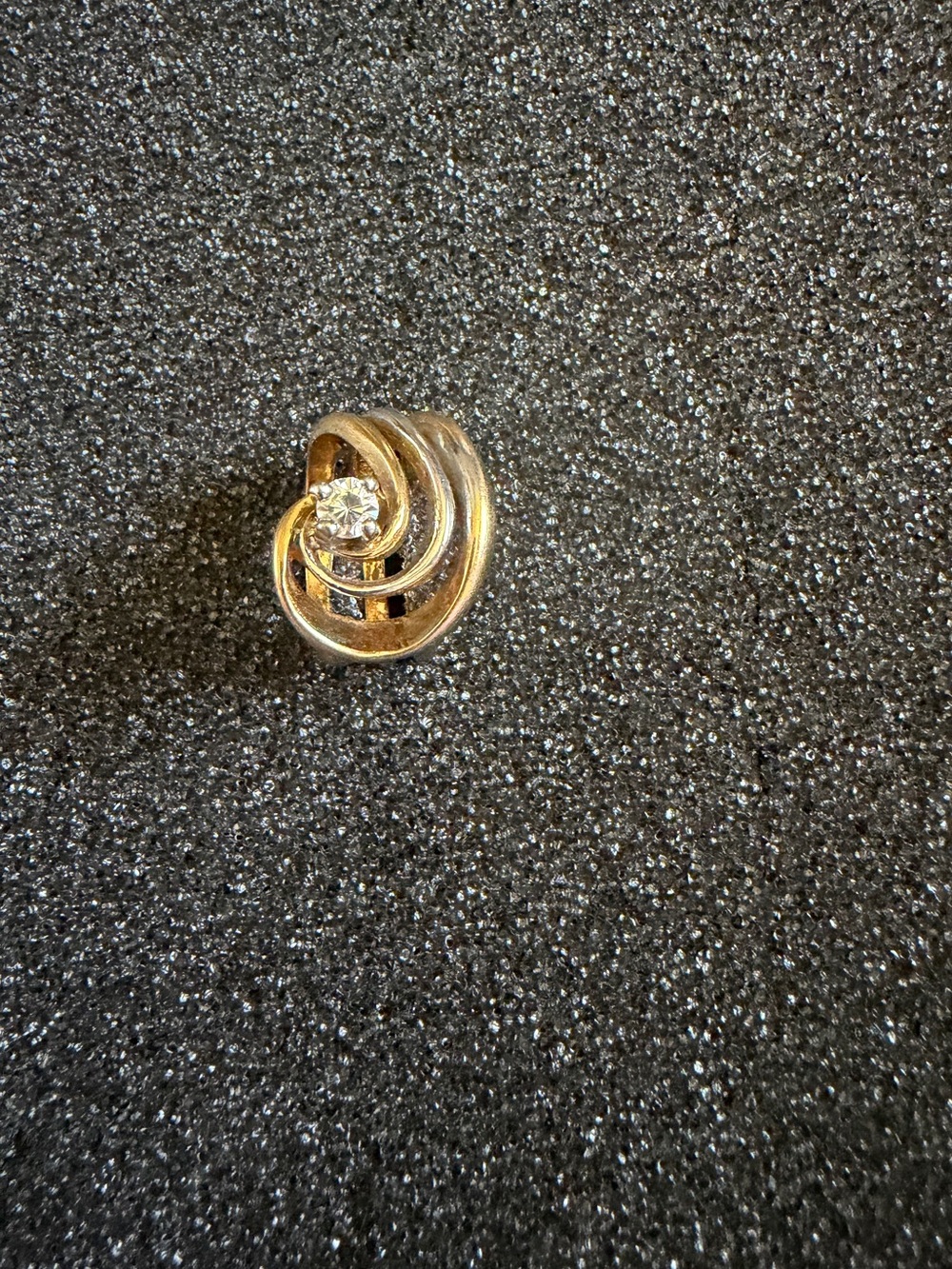 Vintage 18K HGE Swirl Ring